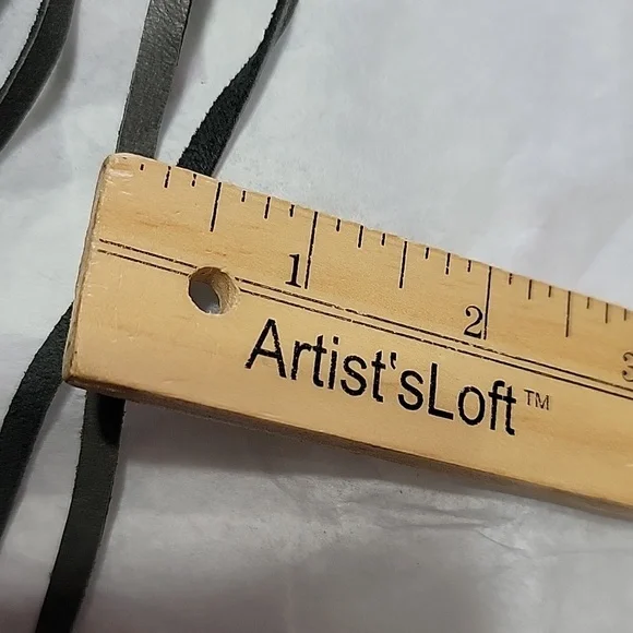 Keep It Gypsy Leather Tassels Dangle Earrings Smoke Grey - Picture 4 of 6